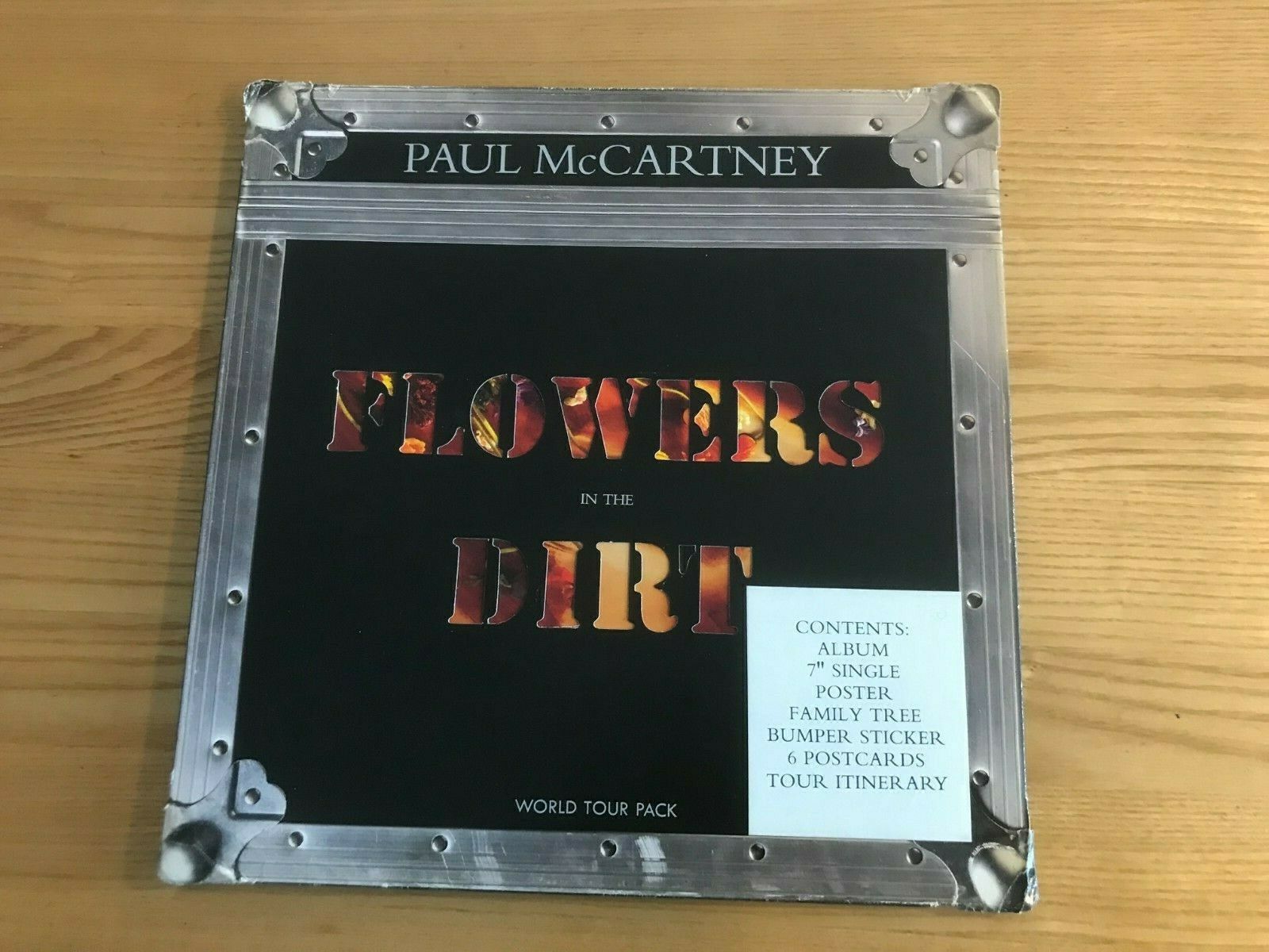 popsike.com - PAUL McCARTNEY...FLOWERS IN THE DIRT WORLD TOUR PACK