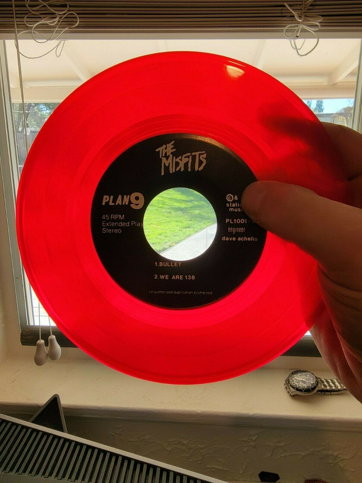 Pic 4 The Misfits - Bullet 7" Vinyl - Better Dead on Red - Press 1000 -Translucent Red