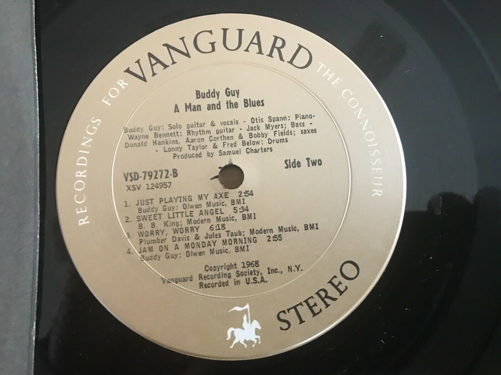 Pic 3 BUDDY GUY A MAN AND THE BLUES VANGUARD 1968 PRESSING SHRINK EXCELLENT