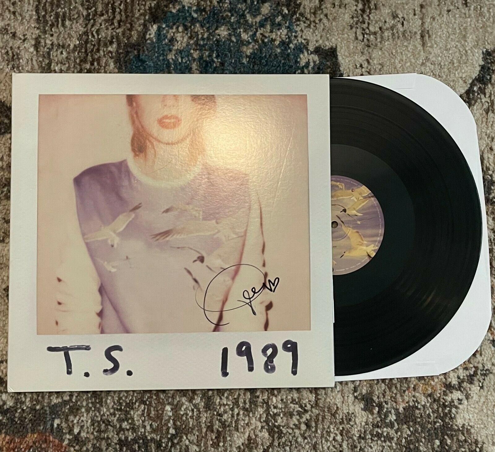 popsike.com - Taylor Swift 1989 Black Vinyl LP Signed 13 Days of 