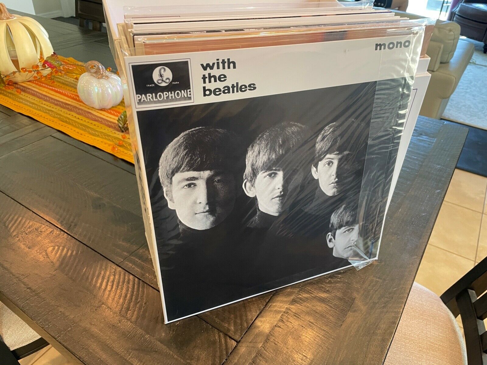 Pic 1 The Beatles in Mono Vinyl Box Set (14 Discs, 2014) Mint- Media, Mint- Sleeve